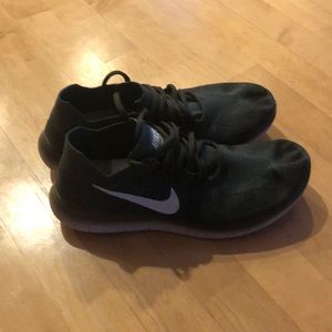Nike Free RN Flyknit